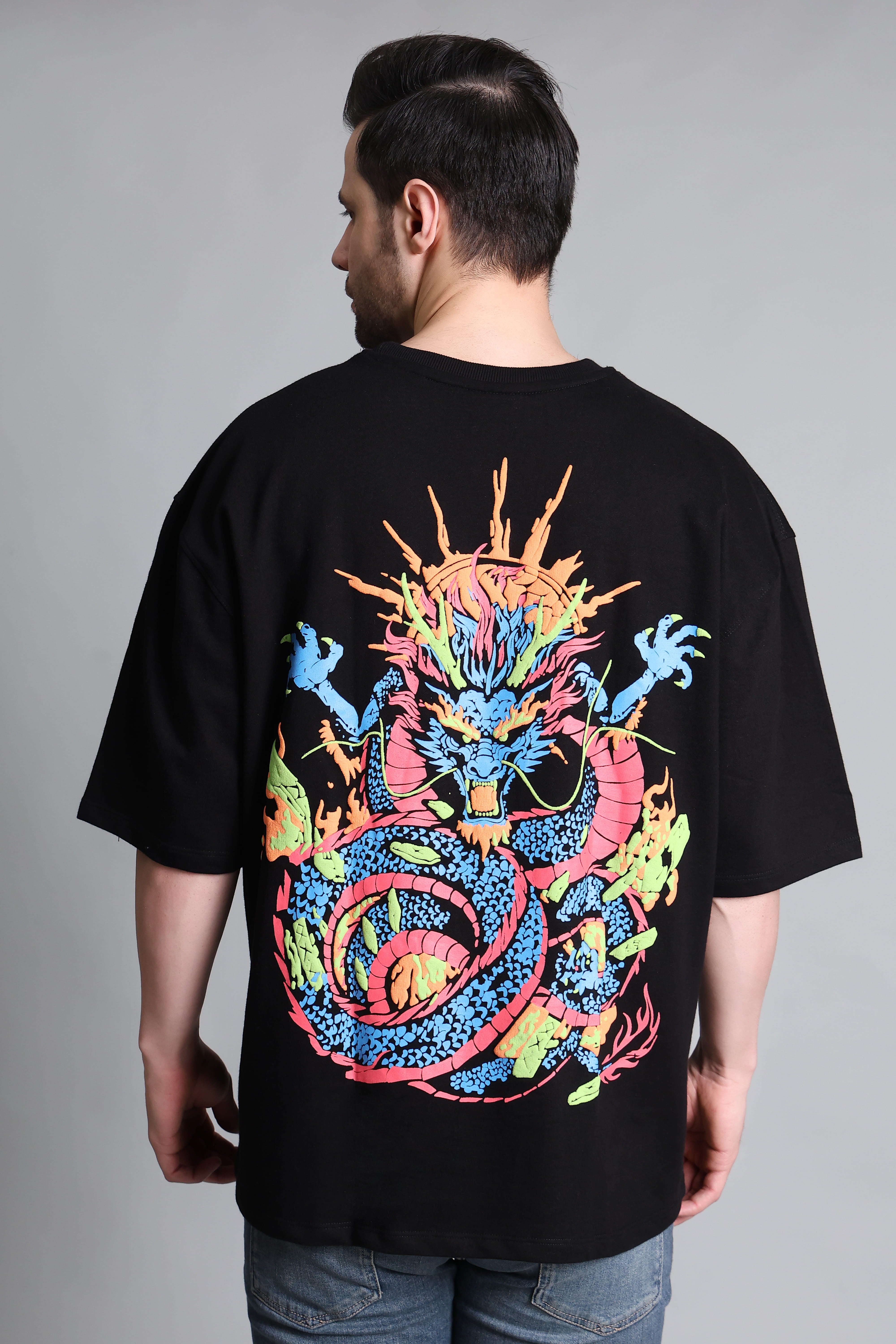 SERPENT FIRE BREATHER BLACK    T-SHIRT
